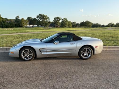 Silver 2004 Chevrolet Corvette Base