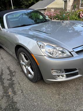 Silver 2008 Saturn Sky Base