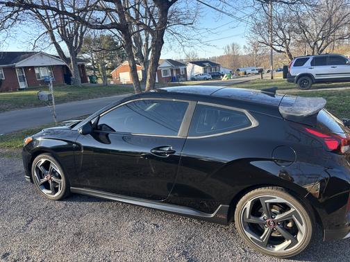 2019 Hyundai Veloster Turbo