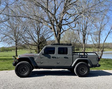 Photo 1 of 7 of 2020 Jeep Gladiator Rubicon