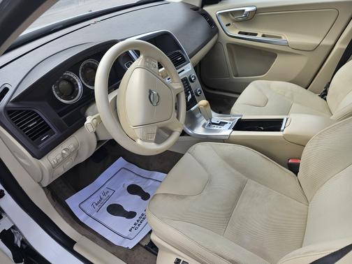 2012 Volvo XC60 3.2 Premier