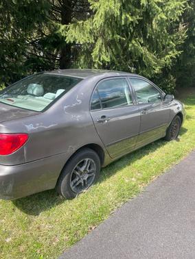 Gray 2008 Toyota Corolla CE