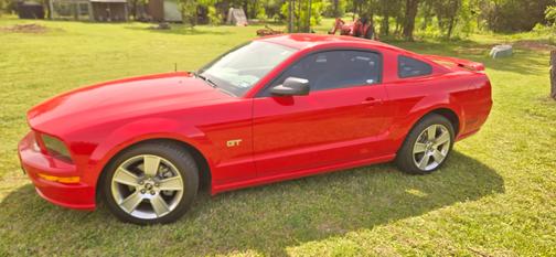 Red 2006 Ford Mustang GT