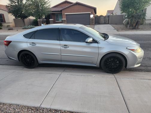 2017 Toyota Avalon Hybrid Limited