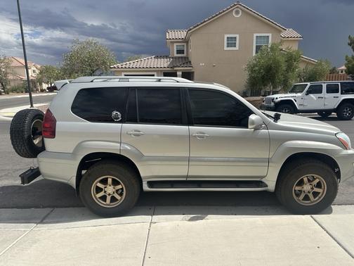 2005 Lexus GX 470 Base