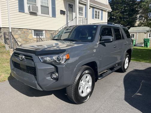 2024 Toyota 4Runner SR5