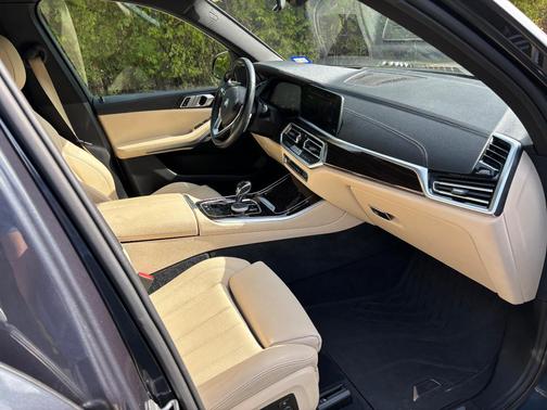 Gray 2019 BMW X5 xDrive40i