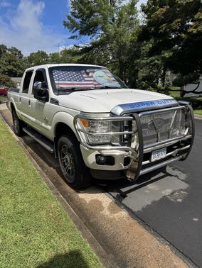 White 2013 Ford F-350 Platinum