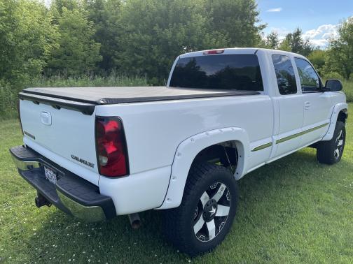 2004 Chevrolet Silverado 1500 LT Extended Cab