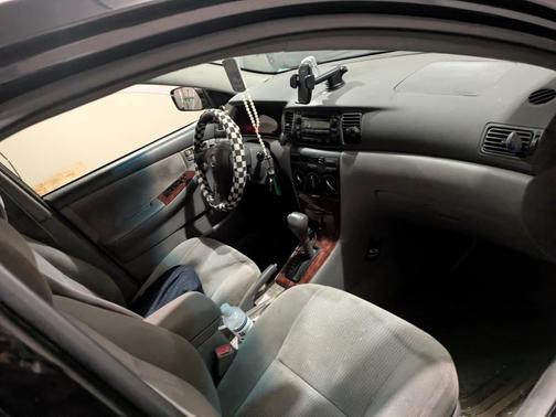 2006 Toyota Corolla LE