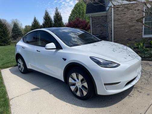 2024 Tesla Model Y Long Range