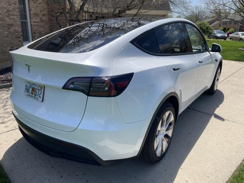 2024 Tesla Model Y Long Range