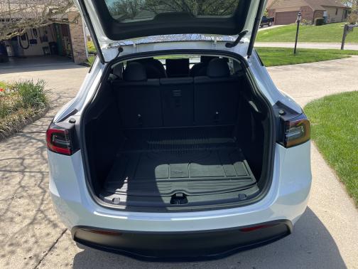 2024 Tesla Model Y Long Range