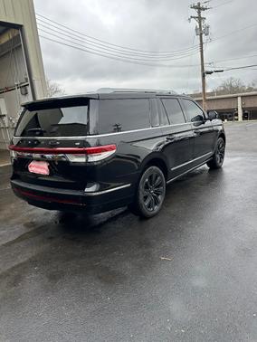 2023 Lincoln Navigator L Reserve