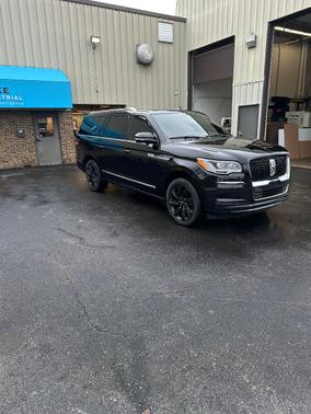 2023 Lincoln Navigator L Reserve