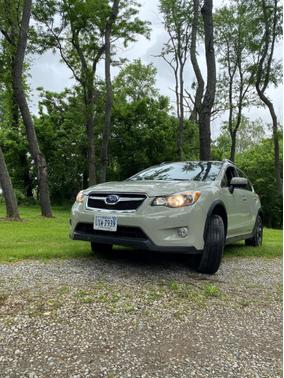 Photo 2 of 26 of 2015 Subaru XV Crosstrek 2.0i Premium