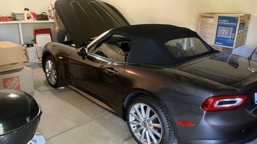 Brown 2018 FIAT 124 Spider Lusso