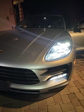 2021 Porsche Macan Macan