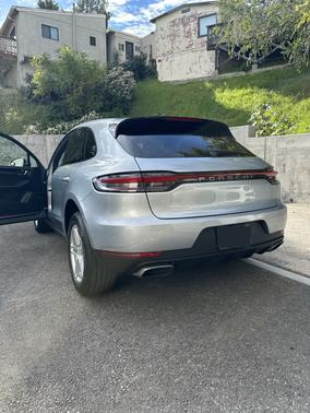 2021 Porsche Macan Macan