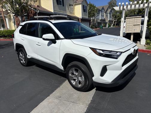 White 2025 Toyota RAV4 Hybrid XLE