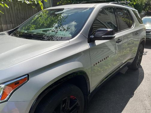 Silver 2019 Chevrolet Traverse Premier