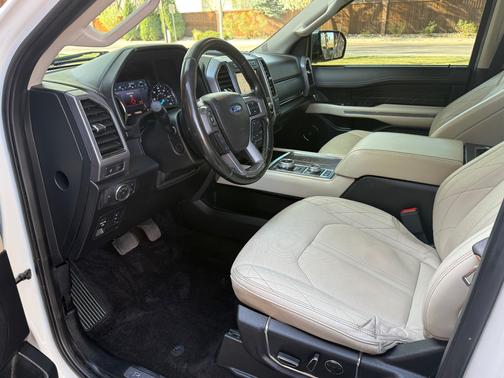 White 2020 Ford Expedition Max Platinum