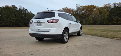 2017 Chevrolet Traverse 2LT