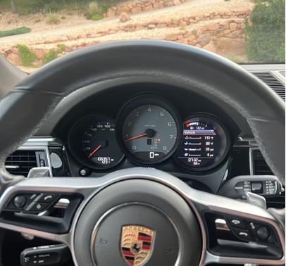 2017 Porsche Macan S