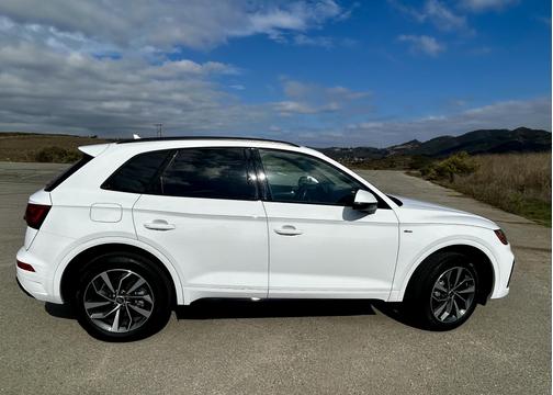 2024 Audi Q5 45 S line Premium