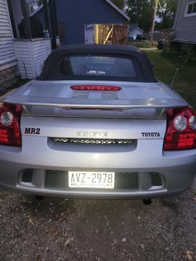 Silver 2004 Toyota MR2 Spyder