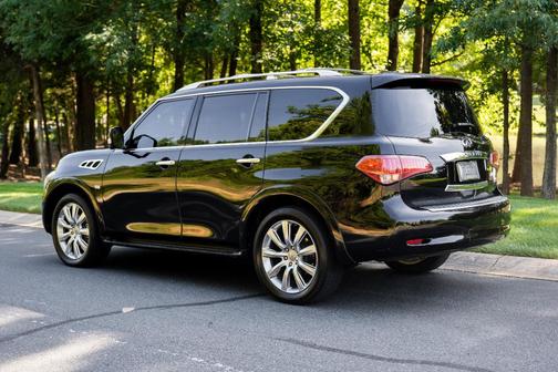 Black 2012 INFINITI QX56 Base