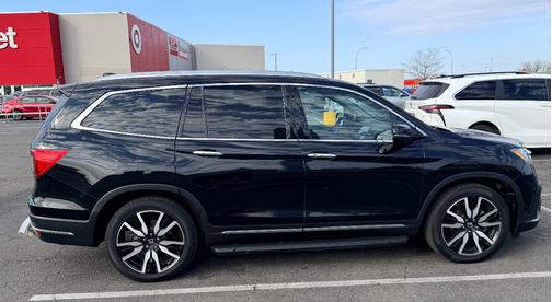 Black 2020 Honda Pilot Touring 8-Passenger