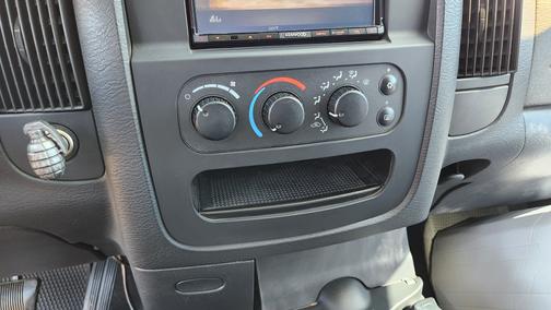 2005 Dodge Ram 1500 Laramie Quad Cab