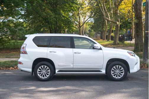 2018 Lexus GX 460 Base