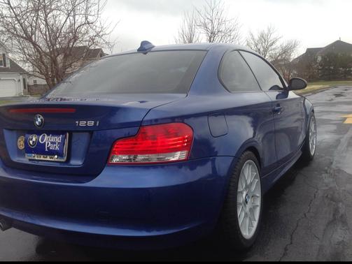 Blue 2009 BMW 128 i