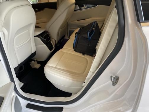 2017 Lincoln MKX Black Label