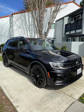 2021 Volkswagen Tiguan 2.0T SE R-Line Black