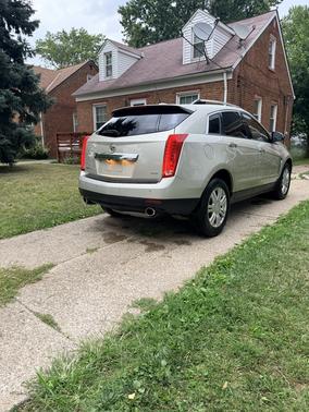 Gold 2015 Cadillac SRX Luxury Collection