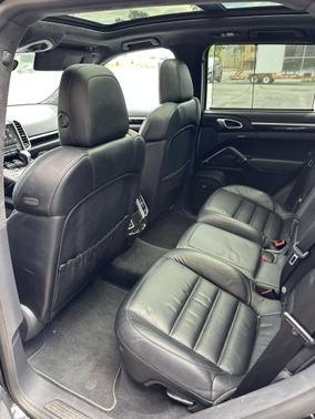 2017 Porsche Cayenne Turbo