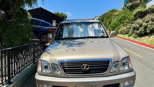 2002 Lexus LX 470 Base