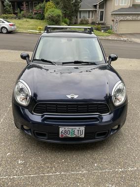 2012 MINI Cooper S Countryman Base