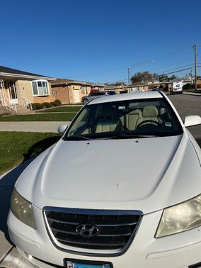 2010 Hyundai SONATA GLS