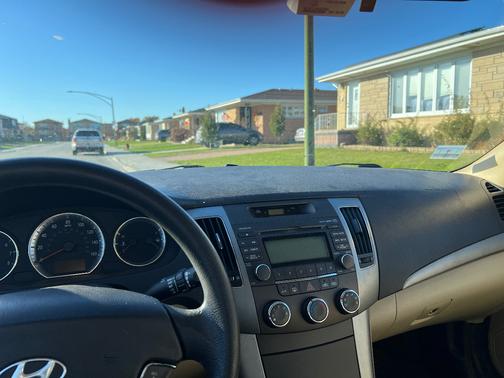 White 2010 Hyundai SONATA GLS