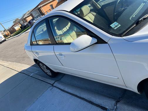 2010 Hyundai SONATA GLS