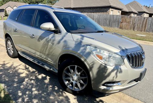 Gold 2014 Buick Enclave Leather