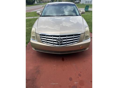 2006 Cadillac DTS Base