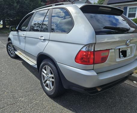 2004 BMW X5 3.0i