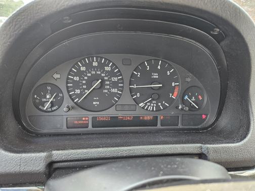2004 BMW X5 3.0i