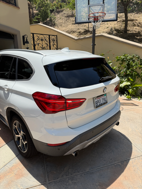 White 2017 BMW X1 sDrive28i
