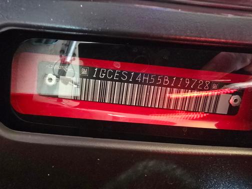 2005 Chevrolet SSR Base